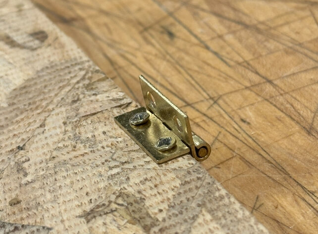 second hinge